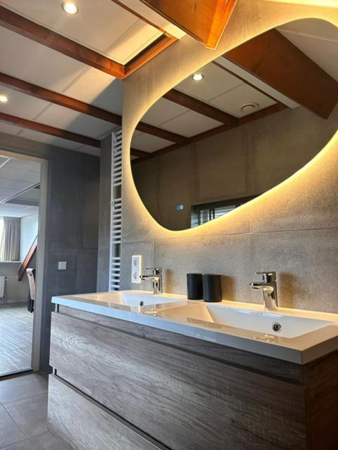 Koetsementen Appartementen Met Strandcabine 돔브르흐 외부 사진